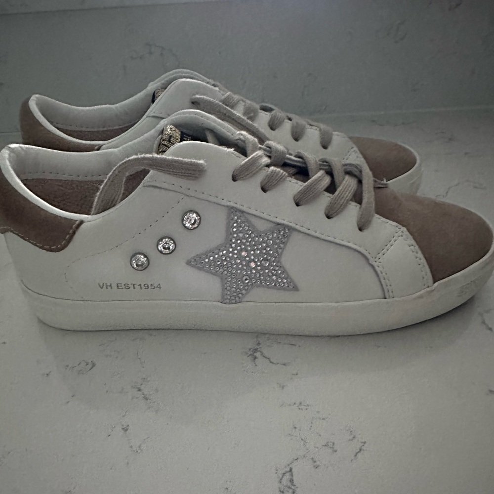 Size 8 Women’s Vintage Havanas